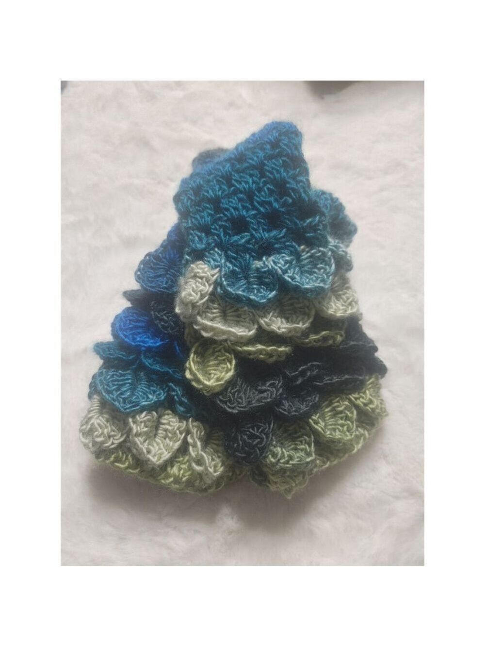 Handmade Crocheted Dragon/Mermaid Scale Fingerless Texting Gloves Blue/Green